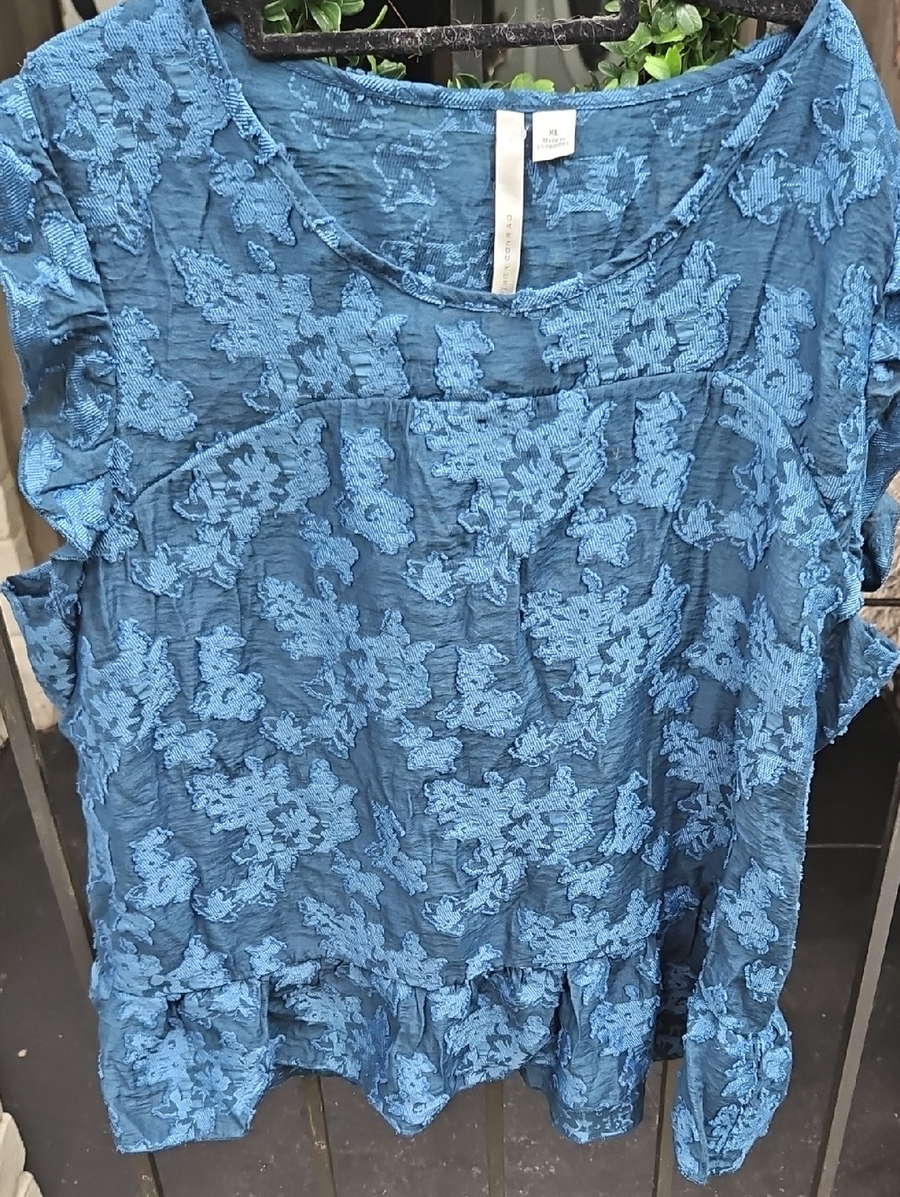Lauren Conrad Dark Teal Ruffled Textured Top  XL